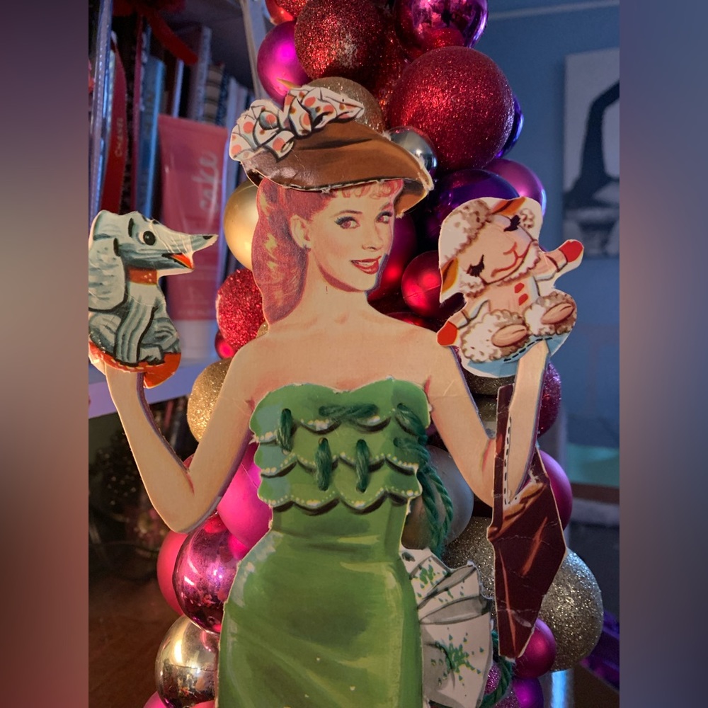 Before Barbie~ there were paper dolls. Shari Lewis and her puppets FUN